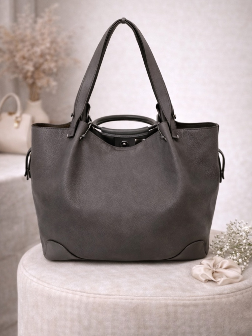Sondra Roberts Gray Leather Structured Shoulder Bag everyday tote